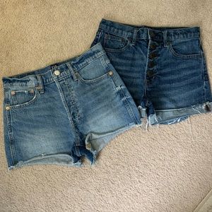 Womens GAP Jean Shorts (2 pairs)
